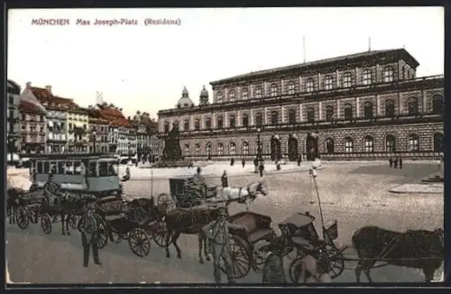 AK München, Max Joseph-Platz, Residenz, Strassenbahn