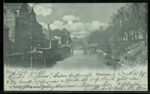 Mondschein-AK Hannover, Flusslauf mit Brücke und Fachwerkhäusern