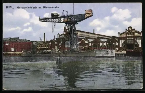 AK Kiel, Germania-Werft mit Riesenkran