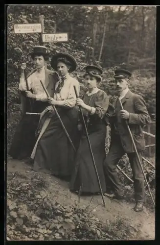 Foto-AK Gruppenfoto von Campingausflüglern