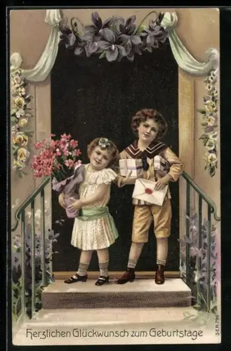 Präge-AK Kleine Gratulanten mit Geschenken, Geburtstagsgruss