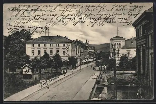AK Siegen, Partie an der Bahnhofstrasse mit Grünanlagen