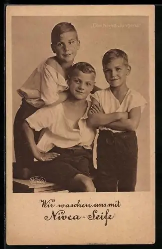 AK Die Nivea-Jungens waschen sich mit Nivea-Seife
