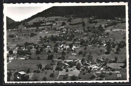 AK Trois Torrents, Totalansicht mit angrenzendem Wald