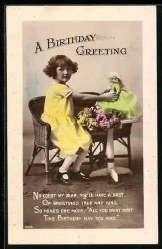 AK Mädchen im gelben Kleid mit Puppe, Geburtstagsgruss