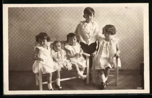 AK Kronprinz Rupprechts Kinder, Prinz Heinrich und Prinzessinnen Irmengard, Editha, Hilda und Gabrielle