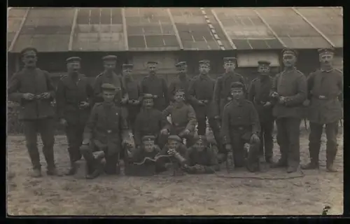 Foto-AK Soldaten der Infanterie mit MG 08 1918