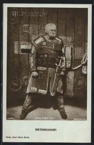 AK Die Nibelungen, Georg August Koch in Rüstung mit Schwert