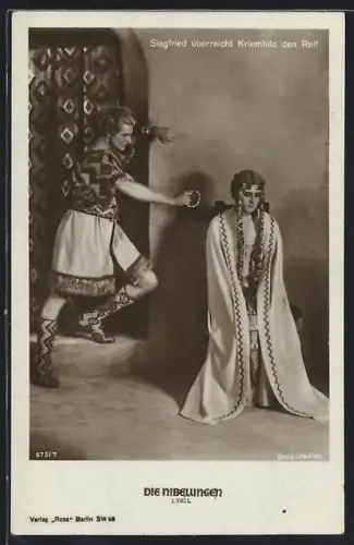 AK Siegfried und Kriemhild beim Überreichen des Reif, Paul Richter und Margarete Schön in Die Nibelungen