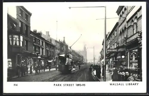 AK London, Park Street, Strassenbahn