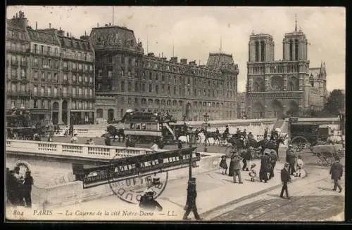 AK Paris, La Caserne de la cité Notre-Dame