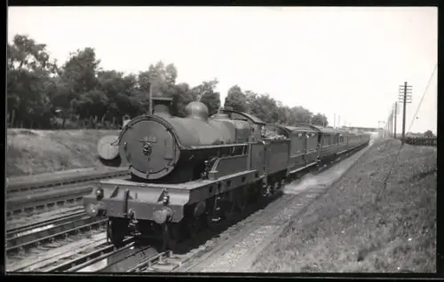 AK Britische Lokomotive Nr. 5982 mit Kohlentender, englische Eisenbahn
