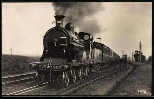 AK Britische Lokomotive Nr. 902 passiert eine Ausweichstelle, englische Eisenbahn