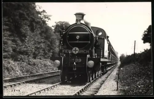 AK Britische Lokomotive Nr. 39 in Frontalansicht, Lok bezeichnet Fenchurch, englische Eisenbahn