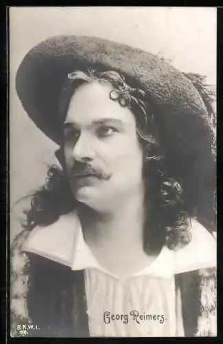 AK Schauspieler Georg Reimers in Filmkostümierung