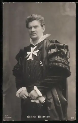 AK Schauspieler Georg Reimers in adliger Kleidung als Marquis Posa