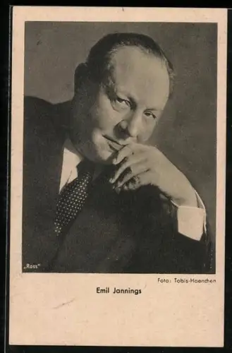 AK Schauspieler Emil Jannings in Anzug porträtiert