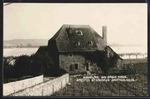 AK Winkel /Rh., Das Graue Haus, ältestes Steinhaus Deutschlands