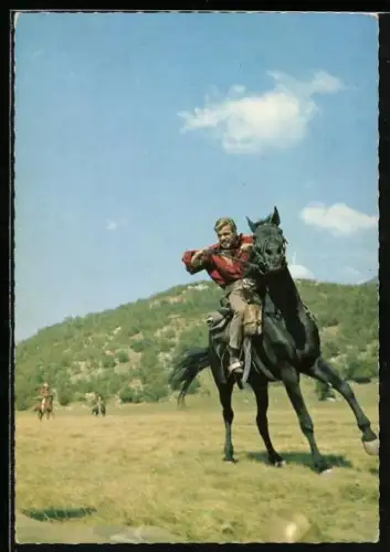 AK Der Schatz im Silbersee, Götz George als Fred Engel auf der Flucht, Szenenfoto aus der Karl May-Verfilmung