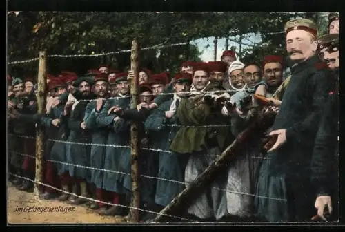 AK Im Gefangenenlager, Kriegsgefangene hinter Stacheldraht
