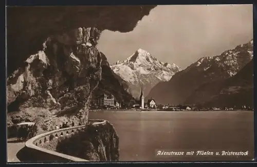 AK Flüelen, Blick von der Axenstrasse zum Bristenstock
