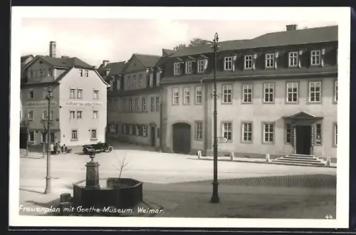 AK Weimar, Frauenplan mit Goethe Museum und Gasthaus zum weissen Schwan