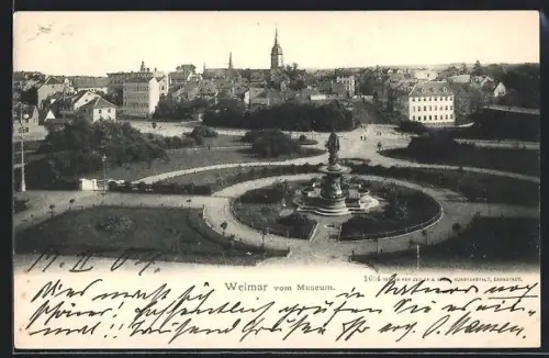 AK Weimar, Parkanlagen mit Brunnen, Stadtpanorama vom Museum aus