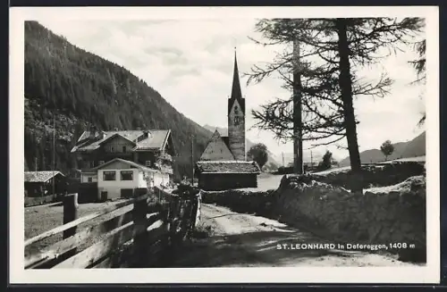 AK St. Leonhard in Defereggen, Strassenpartie mit Kirche