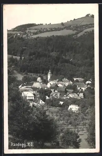 AK Randegg /N.Ö., Ortsansicht mit Kirche aus der Vogelschau
