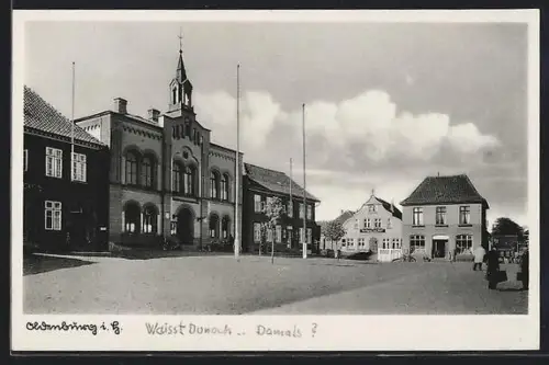 AK Oldenburg i. H., Rathaus und Marktplatz