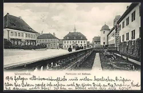 AK Wiesentheid, Marktplatz mit Rathaus