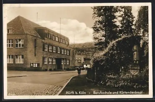AK Hürth b. Köln, Berufsschule, Kürtendenkmal