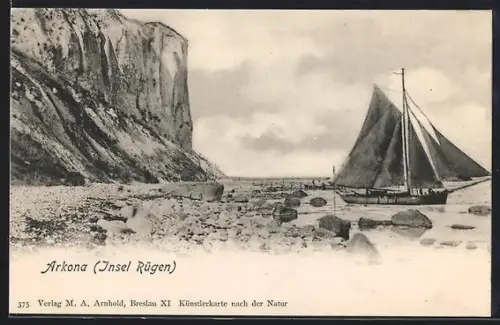 AK Arkona /Insel Rügen, Strandpartie mit Segelschiff