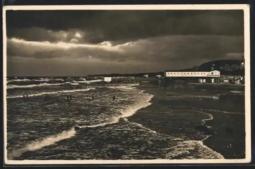 AK Travemünde, Seebad, Strand und Brandung