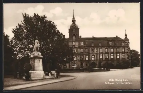 AK Oldenburg i. O., Schloss mit Denkmal
