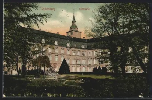 AK Oldenburg, Schlosshof