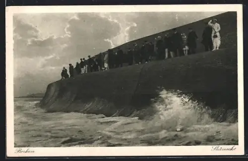 AK Borkum, Sturmecke, Personen am Wasser