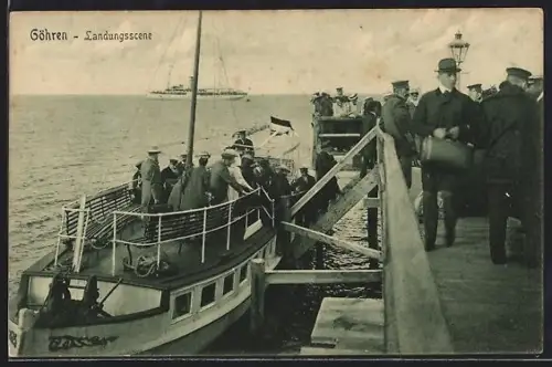 AK Göhren, Landungsszene, Schiffsanleger mit Passagieren