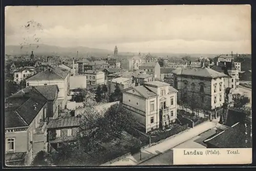 AK Landau /Pfalz, Totalansicht des Ortes