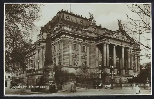 AK Wiesbaden, Blick zum Staatstheater