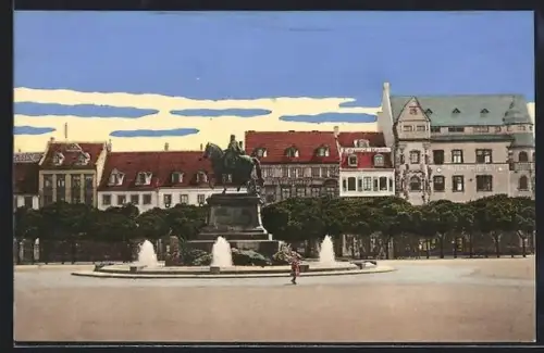 AK Landau i. Pfalz, Max-Josef-Platz, Südseite, Reiterdenkmal