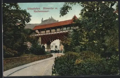 AK Wiesbaden, Römertor mit Heidenmauer