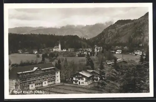 AK Kreuth /Obb., Ortsansicht mit Kirche