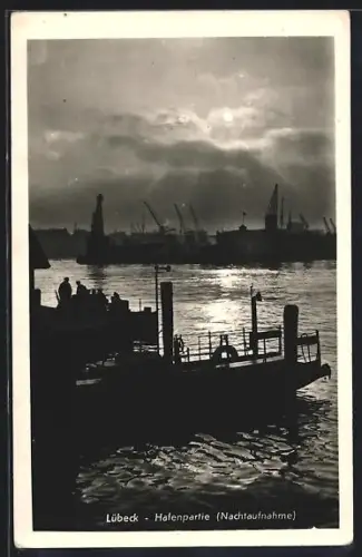 AK Lübeck, Hafenpartie bei Nacht