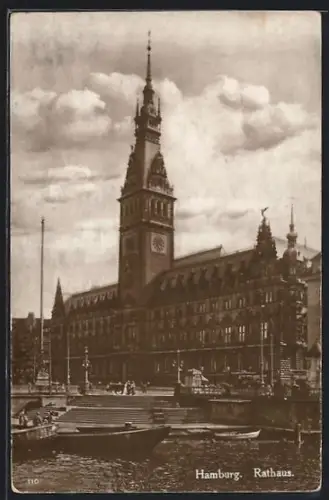 AK Hamburg, Rathaus vom Wasser aus