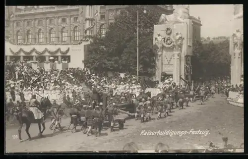 AK Wien, Kaiserhuldigungs-Festzug mit Männern in Ritterrüstungen