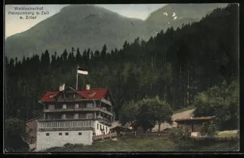 AK Zell /Ziller, Heinzenberg mit Waldacherhof vor Bergwald