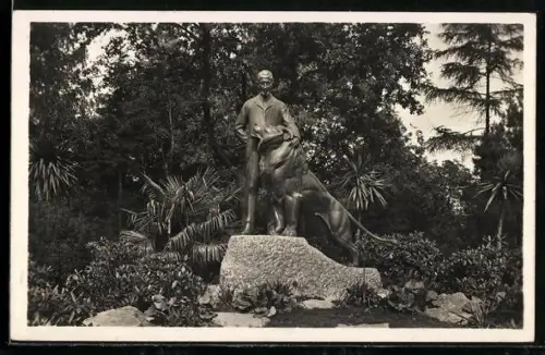 AK Altona-Stellingen-Hamburg, Carl Hagenbeck`s Tierpark, Denkmal Carl Hagenbeck