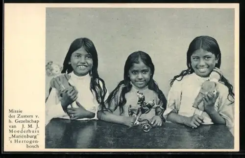 AK Drei Mädchen mit Puppen, Missie Zusters v. h. Gezelschap van JMJ