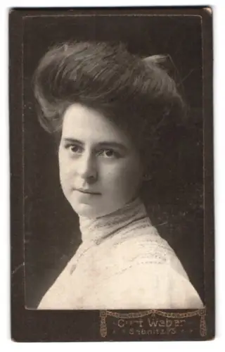 Fotografie Curt Weber, Sebnitz i. S., Porträt einer jungen Frau